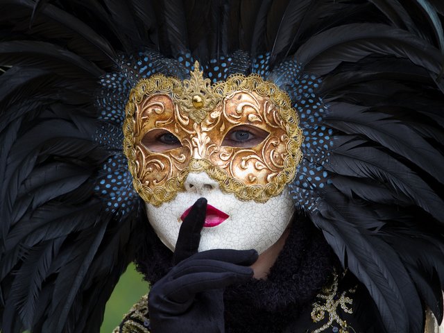 velencei karneváli maszk