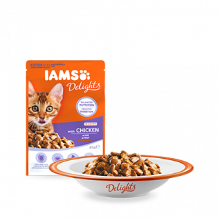 IAMS Delights macskaeledel kölyökmacskáknak csirkével, szószban