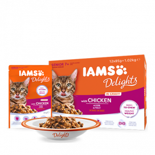 IAMS Delights macskaeledel idős macskáknak csirkével, szószban (12 tasak) 